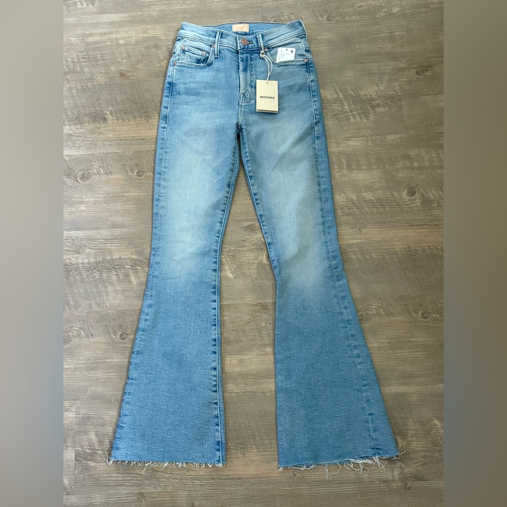 NWT Mother The Weekender Fray California Cruiser Bootcut Jeans
